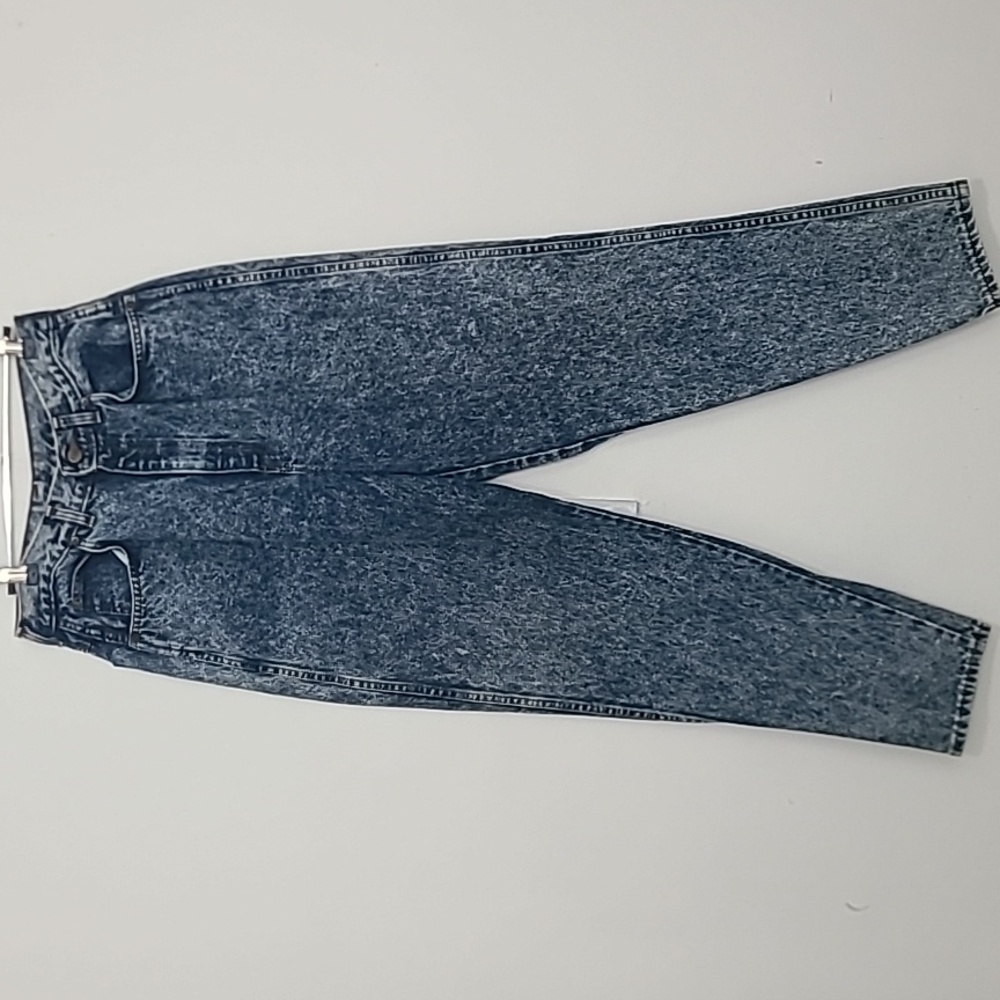 Vintage Chic acid wash dark Mom Jeans. Made in USA